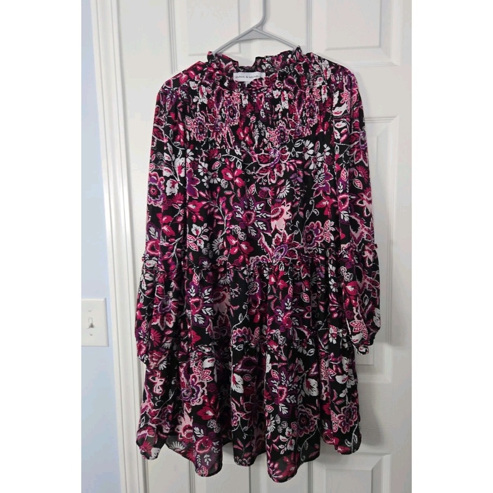 Emma & Michele Womans‎ Long Sleeve Size Medium Smoked & Layed Multicolor